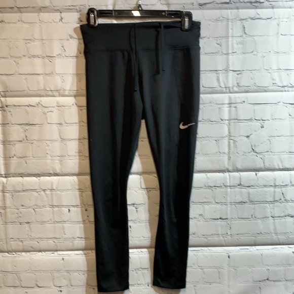 Nike women’s dri fit cropped  leggings- small - Picture 1 of 5